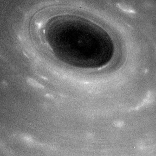 Sonda Cassini en Saturno