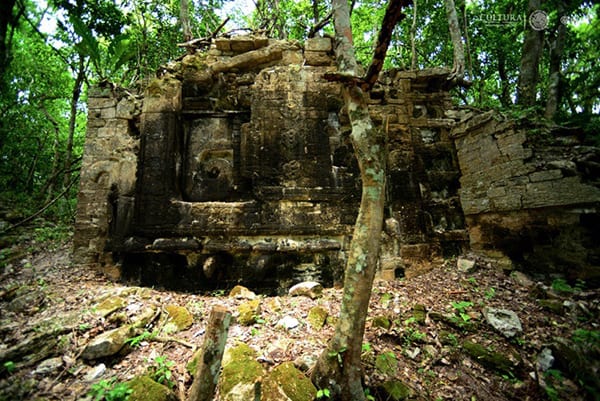 INAH construcciones mayas prehispánicas en campeche