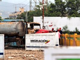 Colombia cierra pasos fronterizos con Venezuela