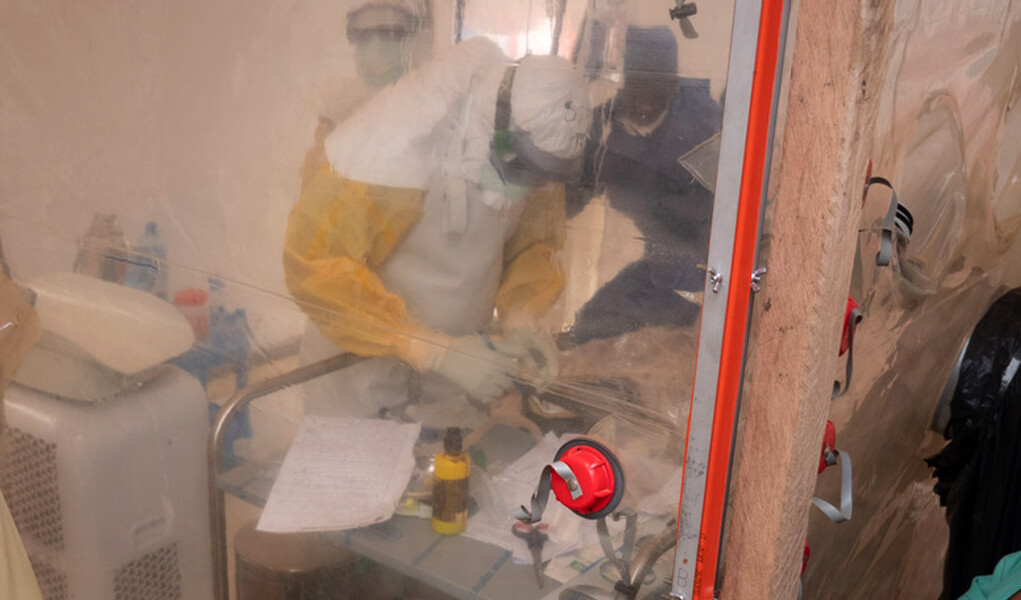 ataque a centro de lucha contra el ébola en el Congo